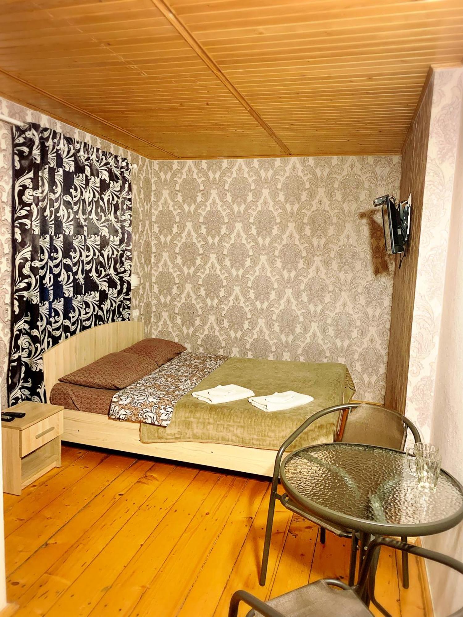 Mini-Hotel Sakvoyage แชร์นิฟซี ภายนอก รูปภาพ